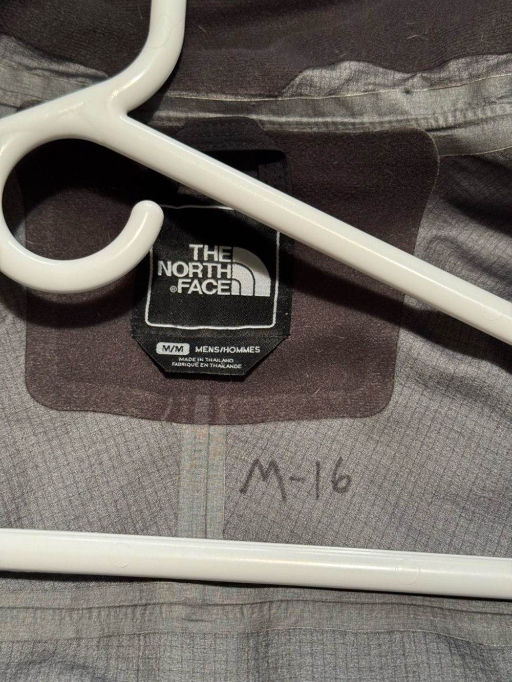 The North Face Men’s Goretex Pro Shell - Yellowstone Club - Picture 3 of 6